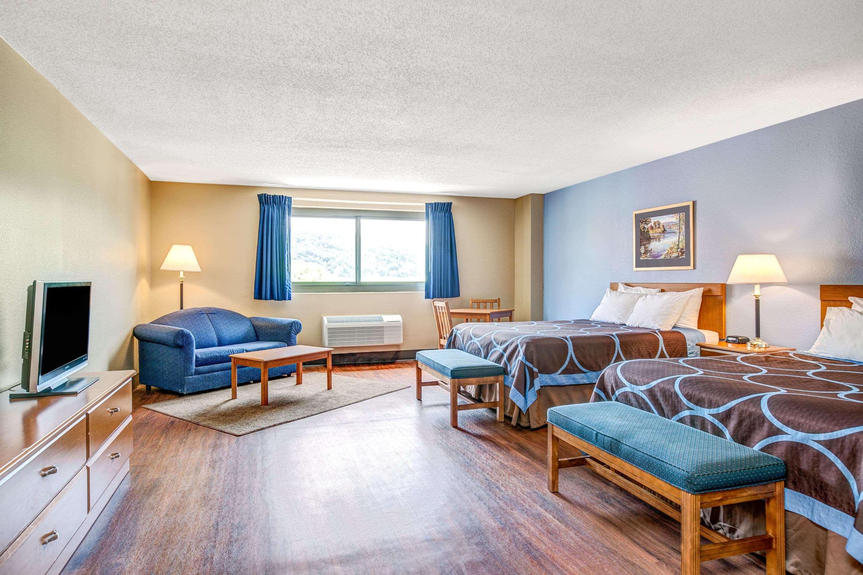 Super 8 By Wyndham Mahwah Hotel Exterior foto